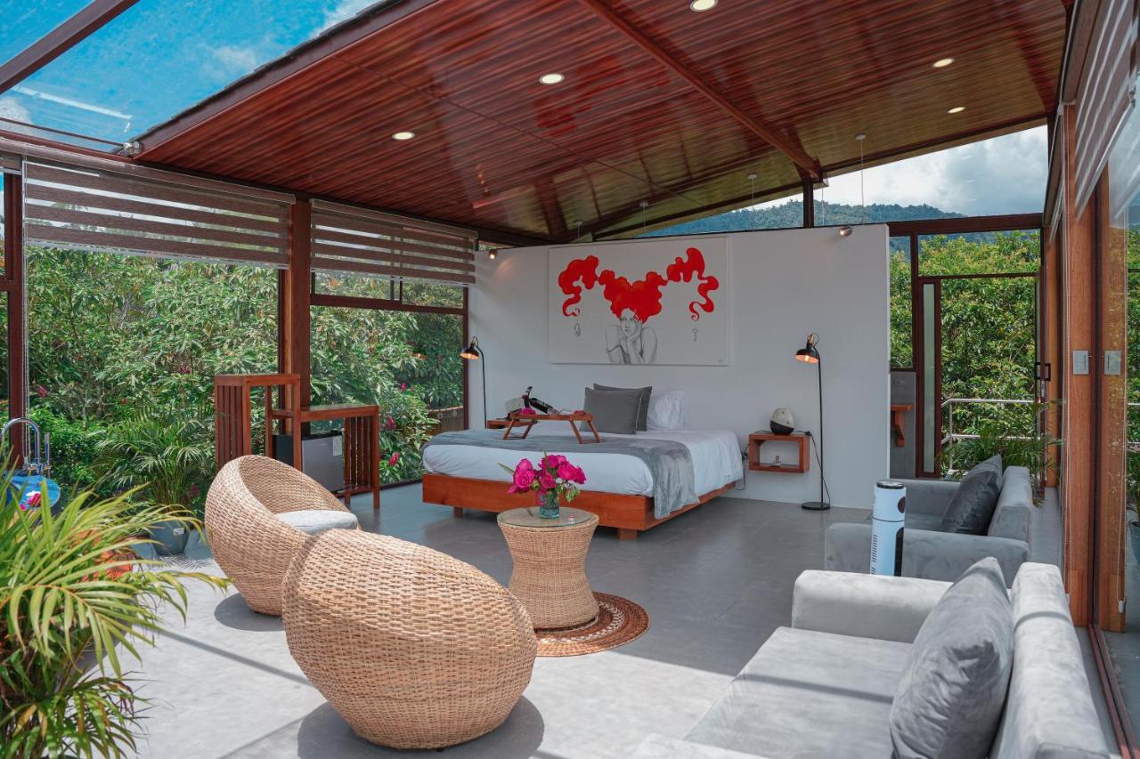 Coffee Cristal Glamping & Mindo